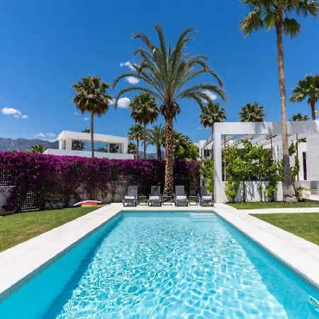 Loran Villa
