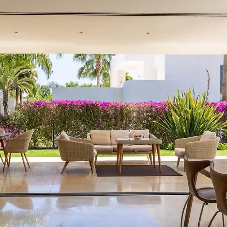 Loran Villa *